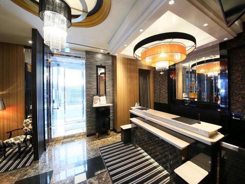 Apa Ginza Takaracho Eki Yaesu Minamiguchi Hotel